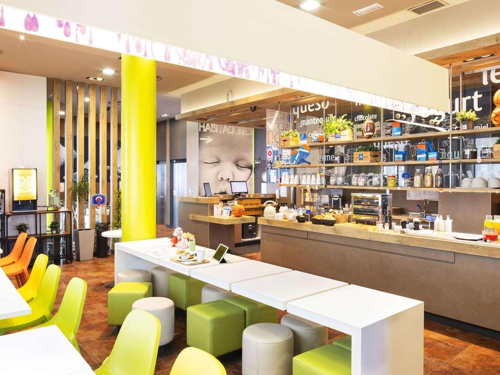 Ibis Budget Aeropuerto Hotel 4*